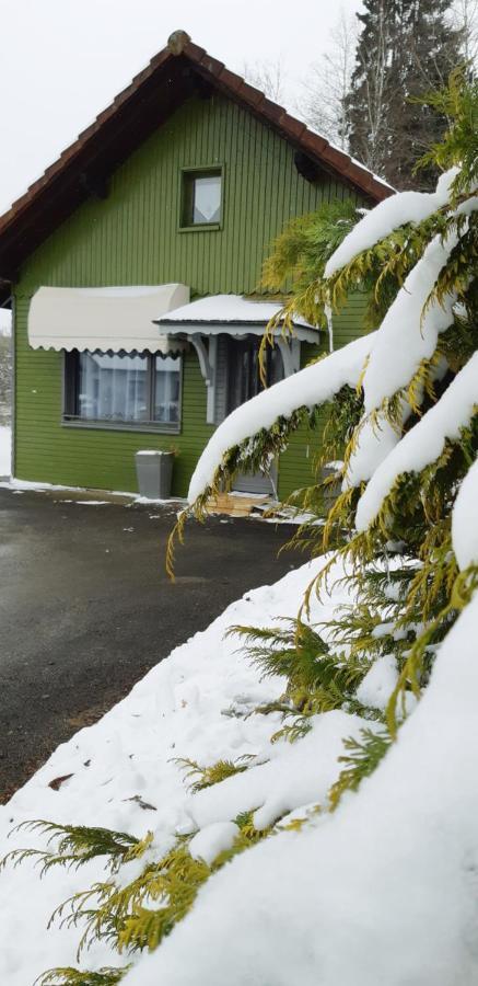 Gite Le Chalet Vert Frambouhans Bagian luar foto
